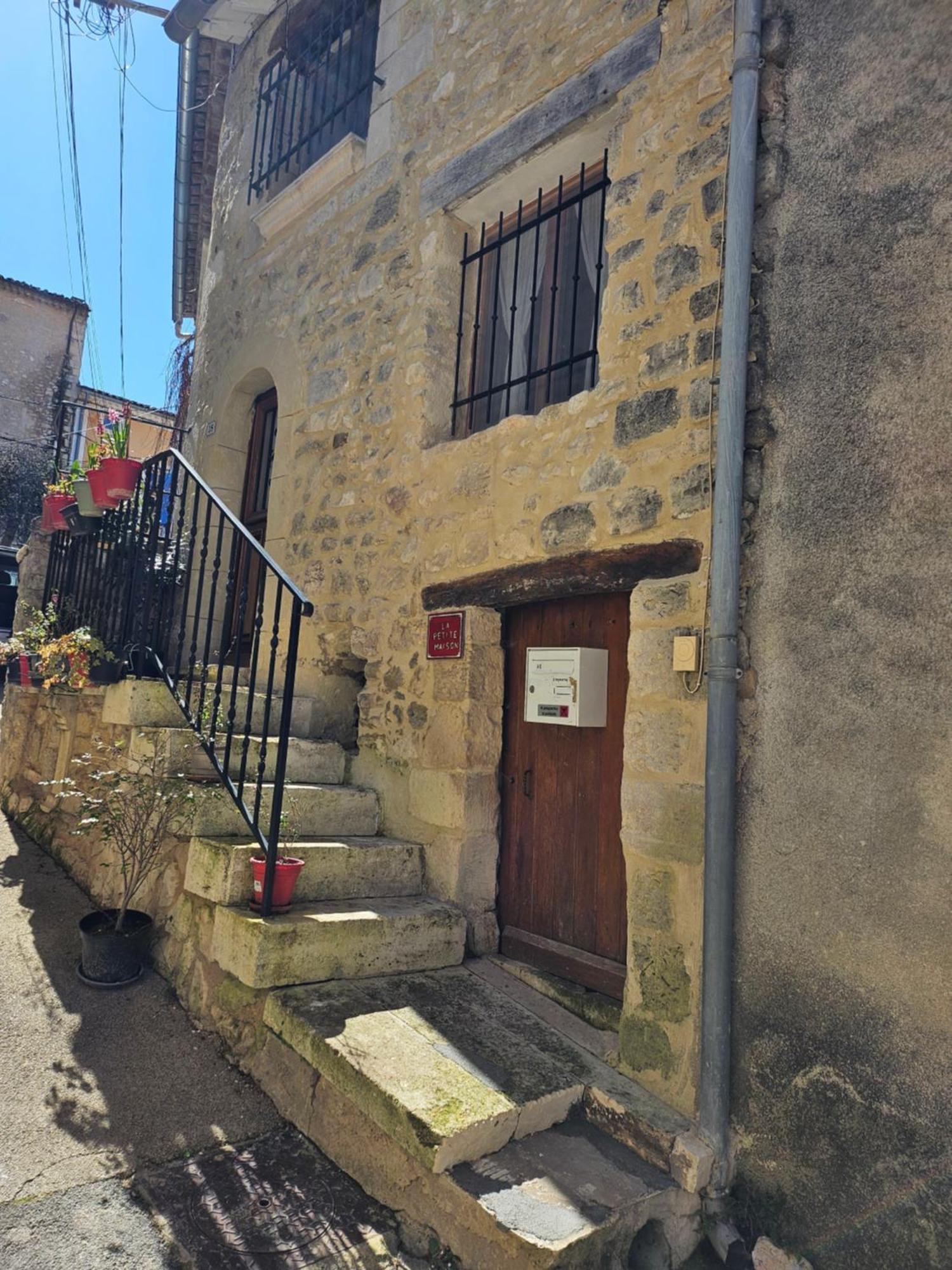 La Petite Maison Céreste المظهر الخارجي الصورة